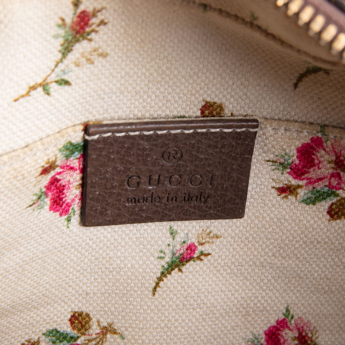 GUCCI GG Supreme Neo Vintage Crossbody