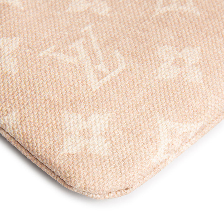 LOUIS VUITTON Grace Coddinton Key Pouch - Meowgram Limited Edition