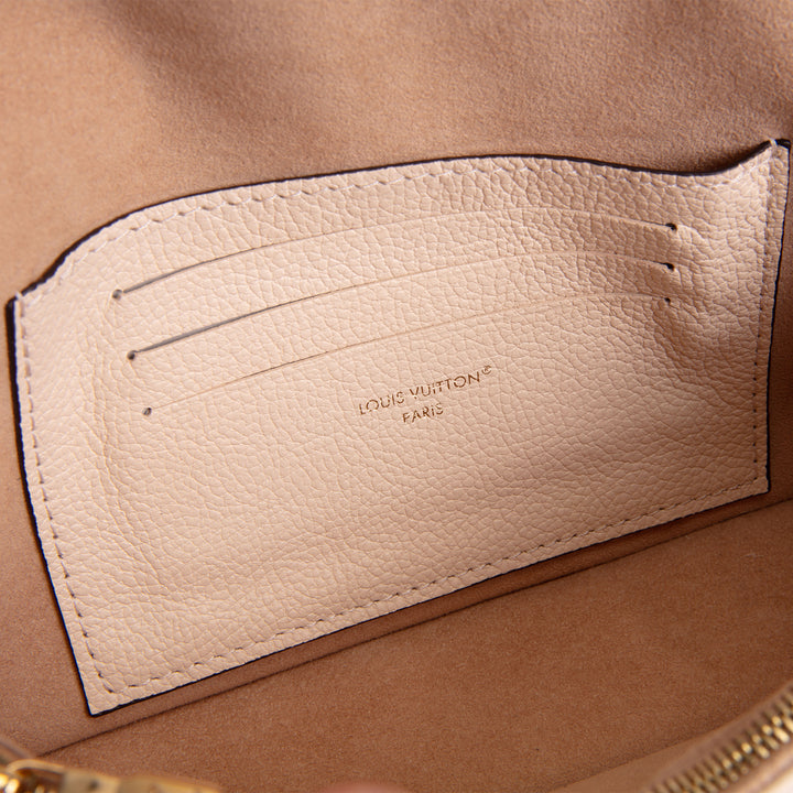 LOUIS VUITTON Ivy Wallet on Chain