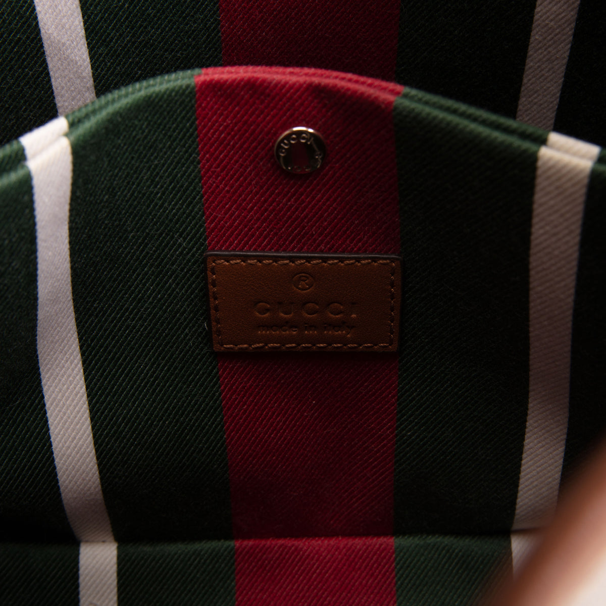 GUCCI GG Supreme Emblem Small Bucket Bag