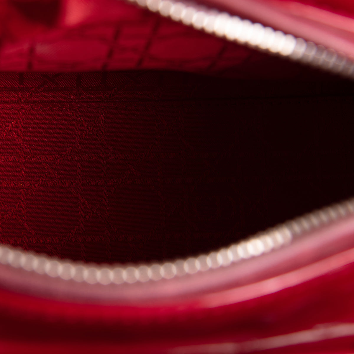 DIOR Lady Dior Medium Patent Quilted Cannage - Red
