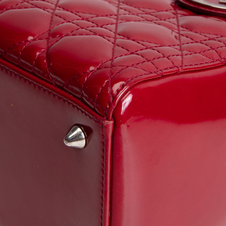 DIOR Lady Dior Medium Patent Quilted Cannage - Red