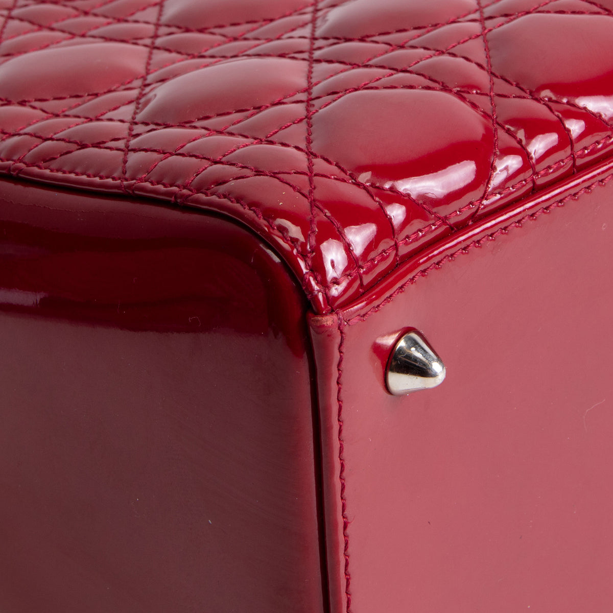 DIOR Lady Dior Medium Patent Quilted Cannage - Red