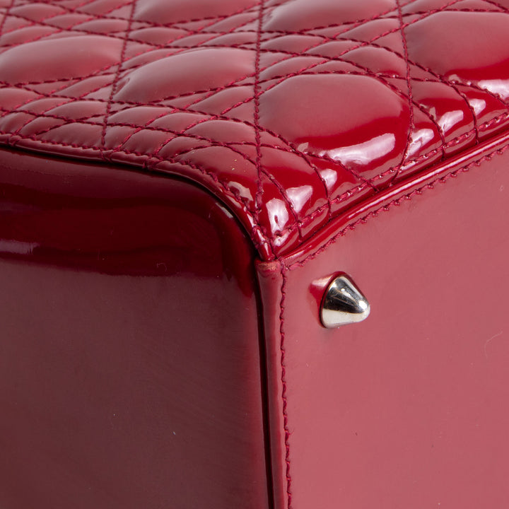 DIOR Lady Dior Medium Patent Quilted Cannage - Red