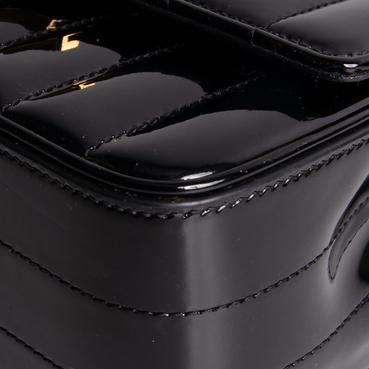 SAINT LAURENT Vicky Quilted Medium Patent Shoulder Bag - Black