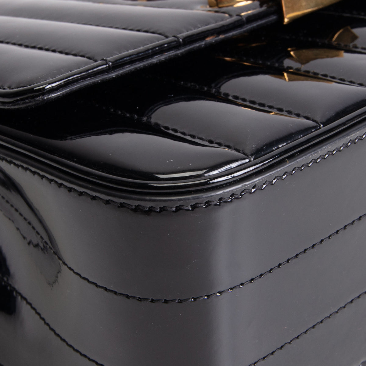 SAINT LAURENT Vicky Quilted Medium Patent Shoulder Bag - Black