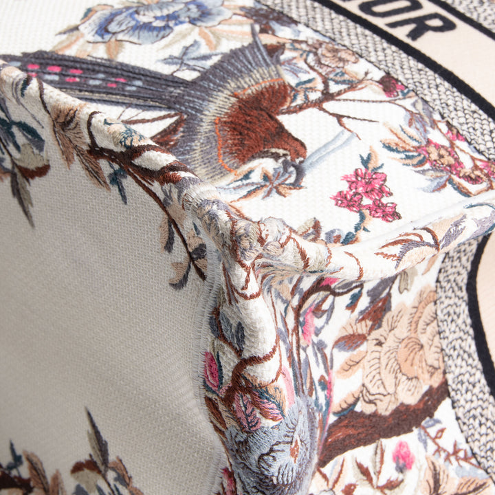 DIOR Book Tote Jardin D&