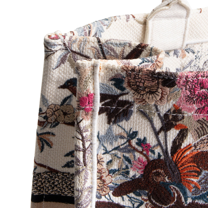 DIOR Book Tote Jardin D&