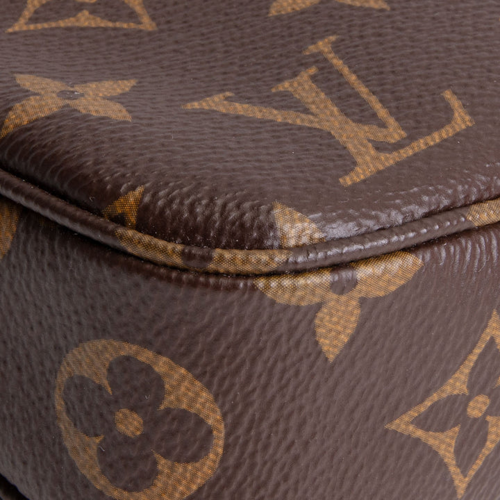 LOUIS VUITTON Pochette Accessories - Monogram