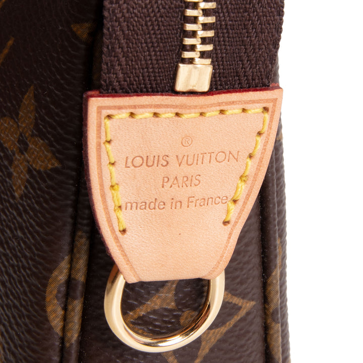 LOUIS VUITTON Pochette Accessories - Monogram