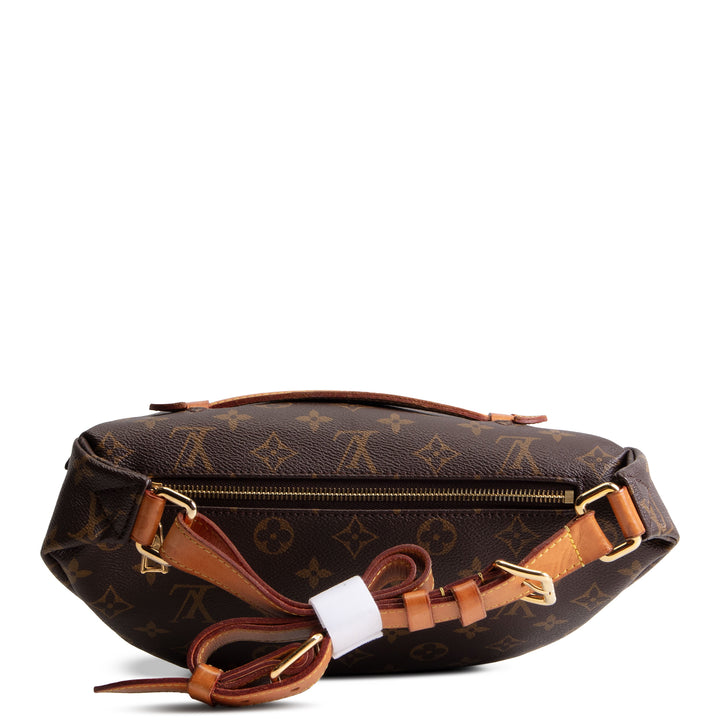 LOUIS VUITTON Monogram Bumbag