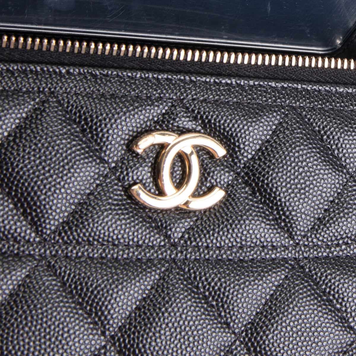 CHANEL Caviar Quilted Trendy Handle Mini Vanity - Black