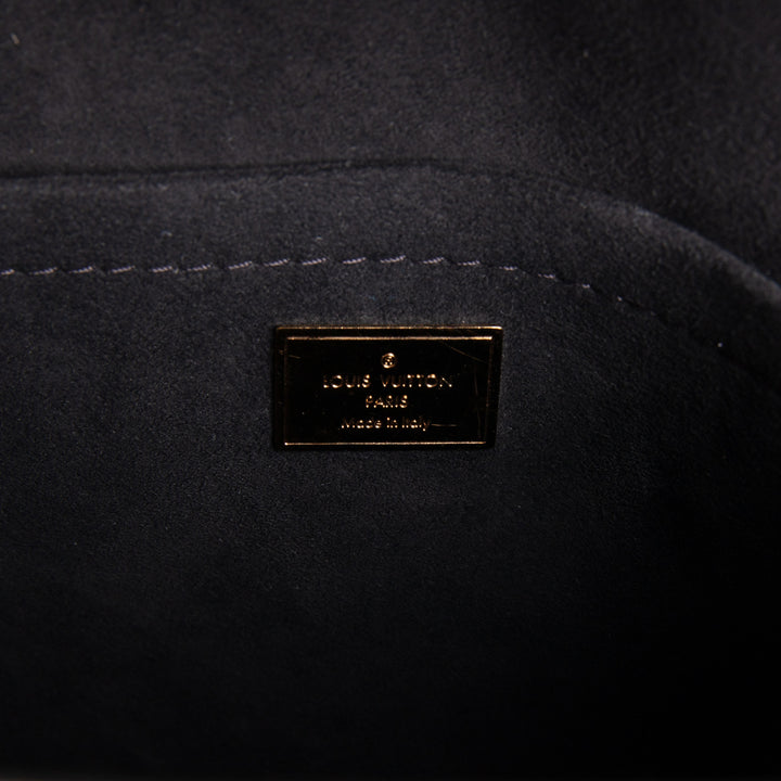 LOUIS VUITTON Vernis Epi Monogram Spring Street - Black