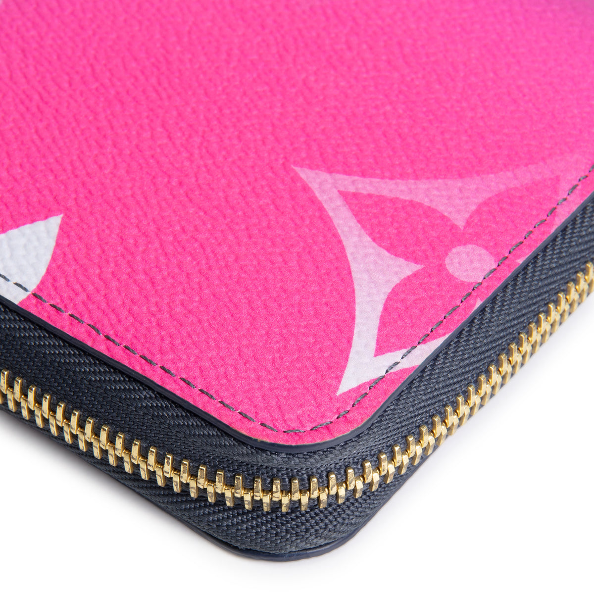 LOUIS VUITTON Zippy Wallet - Midnight Fuchsia