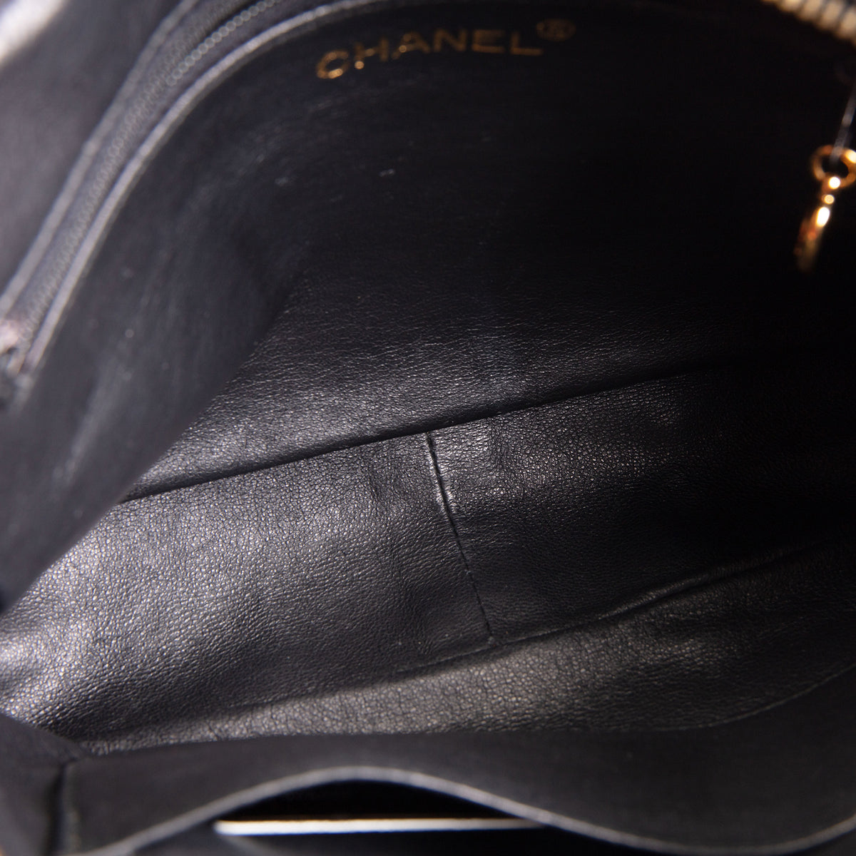 CHANEL Vintage Quilted Bijoux Camera Bag - Black