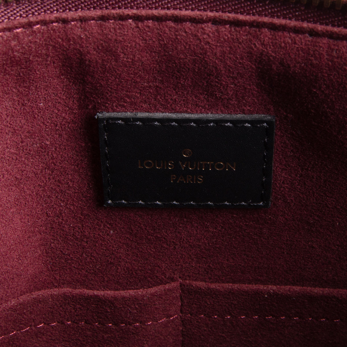 LOUIS VUITTON Monogram V Tote MM