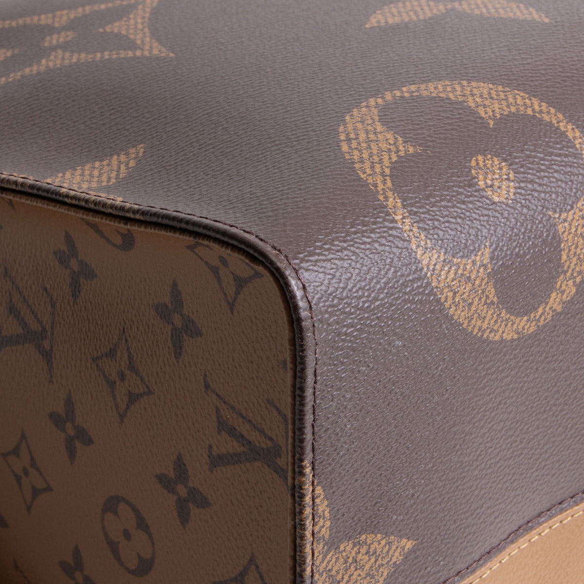 LOUIS VUITTON OnTheGo GM - Reverse Monogram
