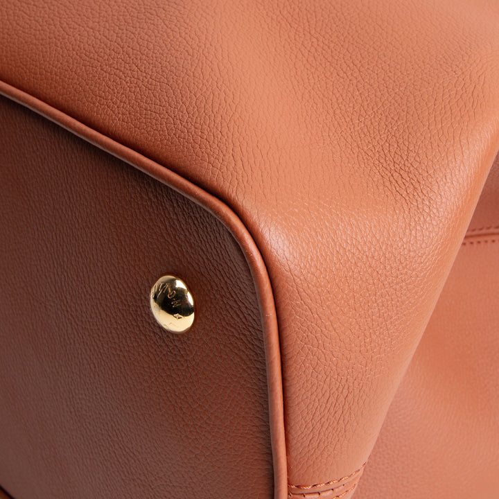 LOUIS VUITTON Capucines GM Souple