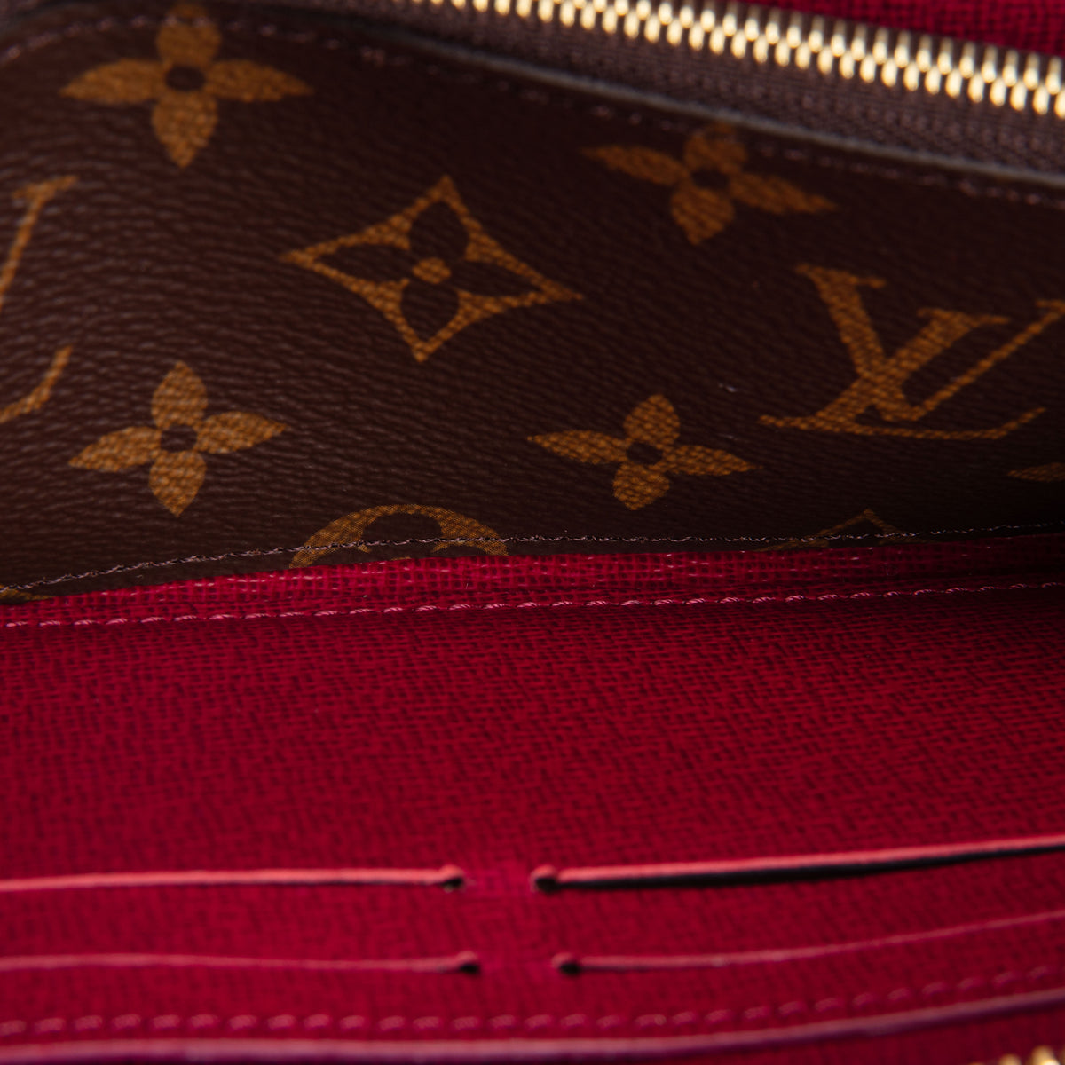 LOUIS VUITTON Monogram Clemence Wallet - Fuchsia