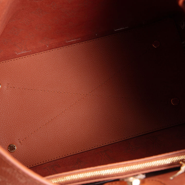 LOUIS VUITTON Mahina Carmel Hobo - Cognac