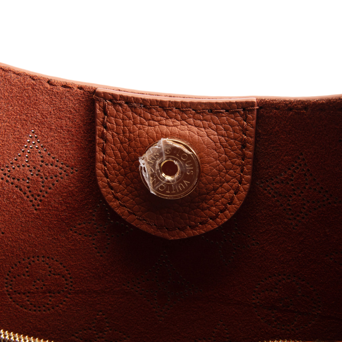 LOUIS VUITTON Mahina Carmel Hobo - Cognac
