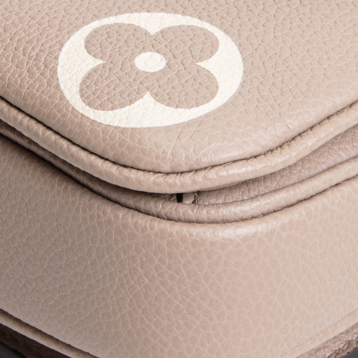 LOUIS VUITTON Empreinte Monogram Giant Pochette Metis East West