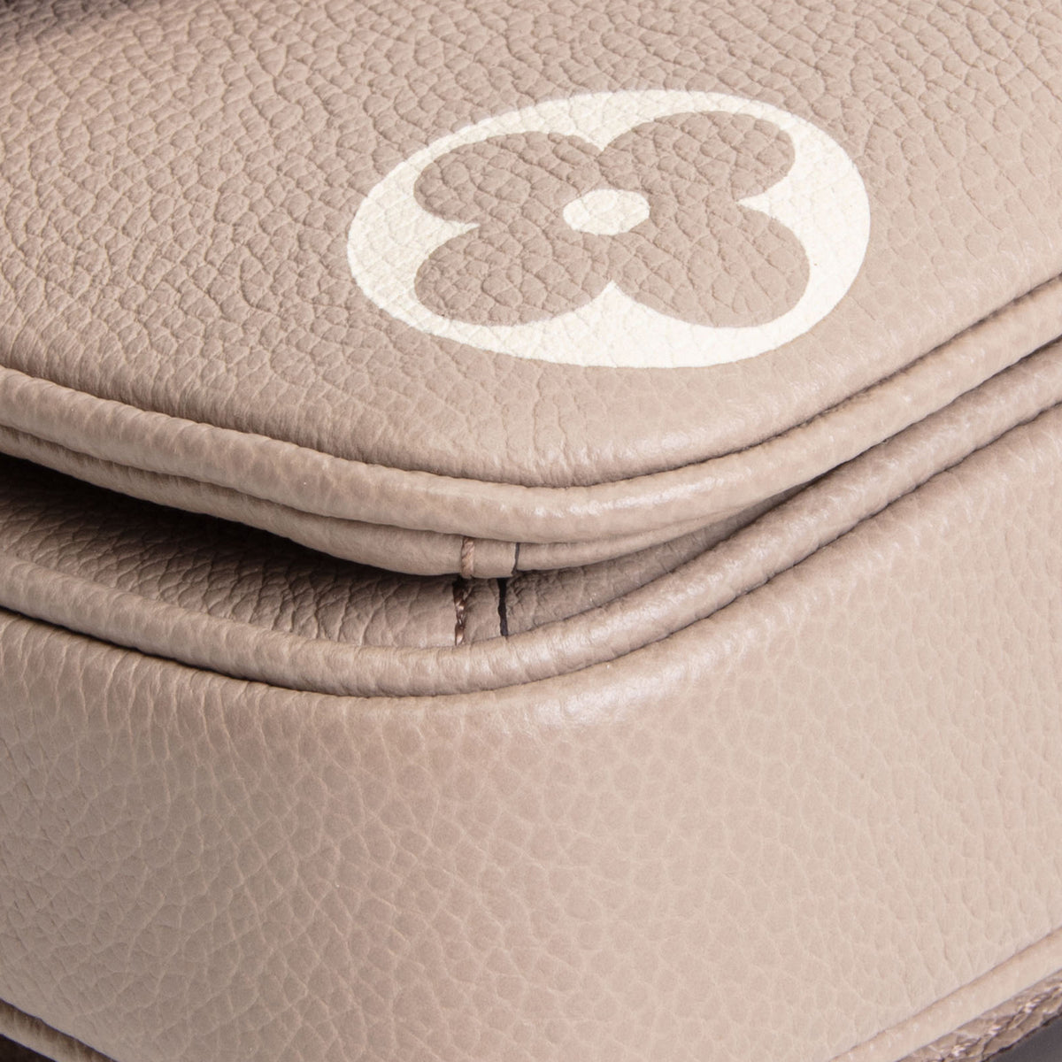 LOUIS VUITTON Empreinte Monogram Giant Pochette Metis East West