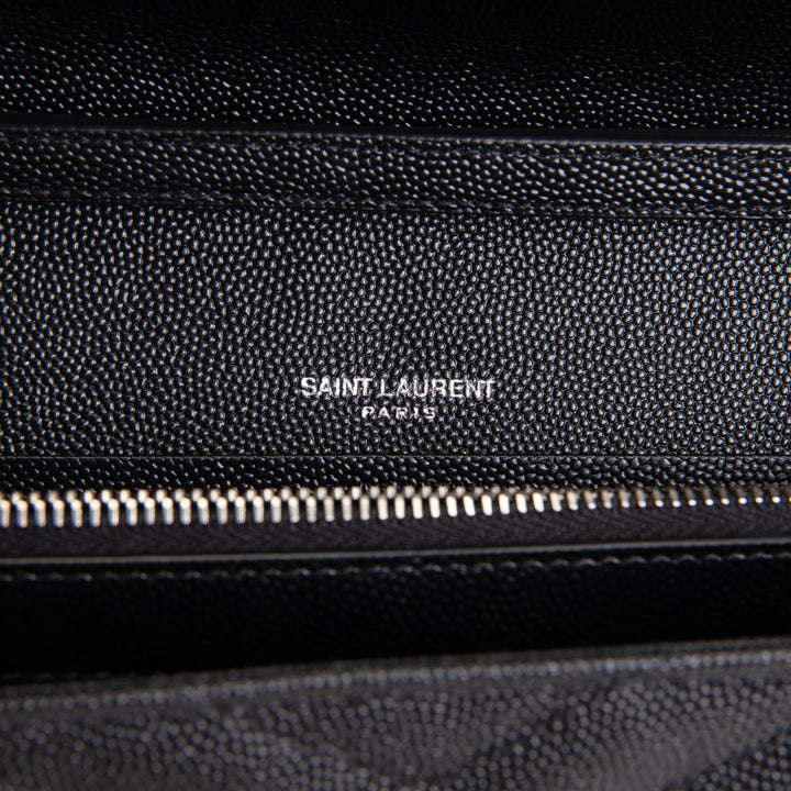 SAINT LAURENT Cassandre Evenlope On Chain - Black