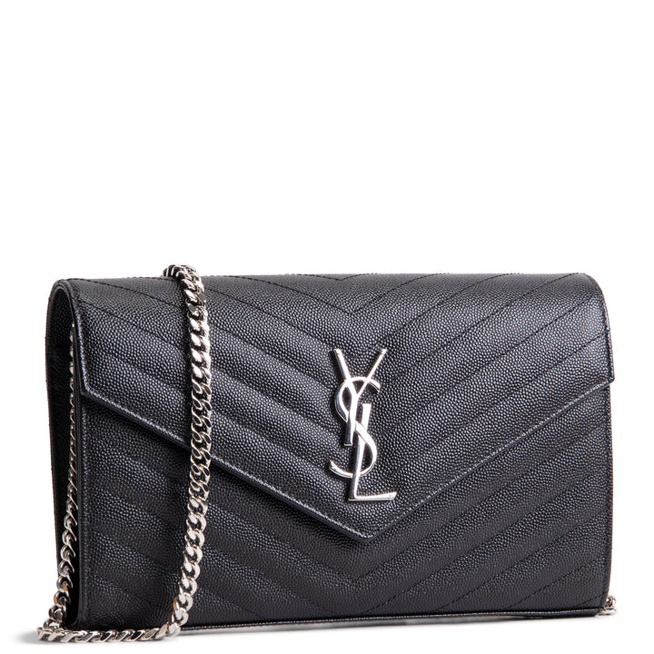 SAINT LAURENT Cassandre Evenlope On Chain - Black