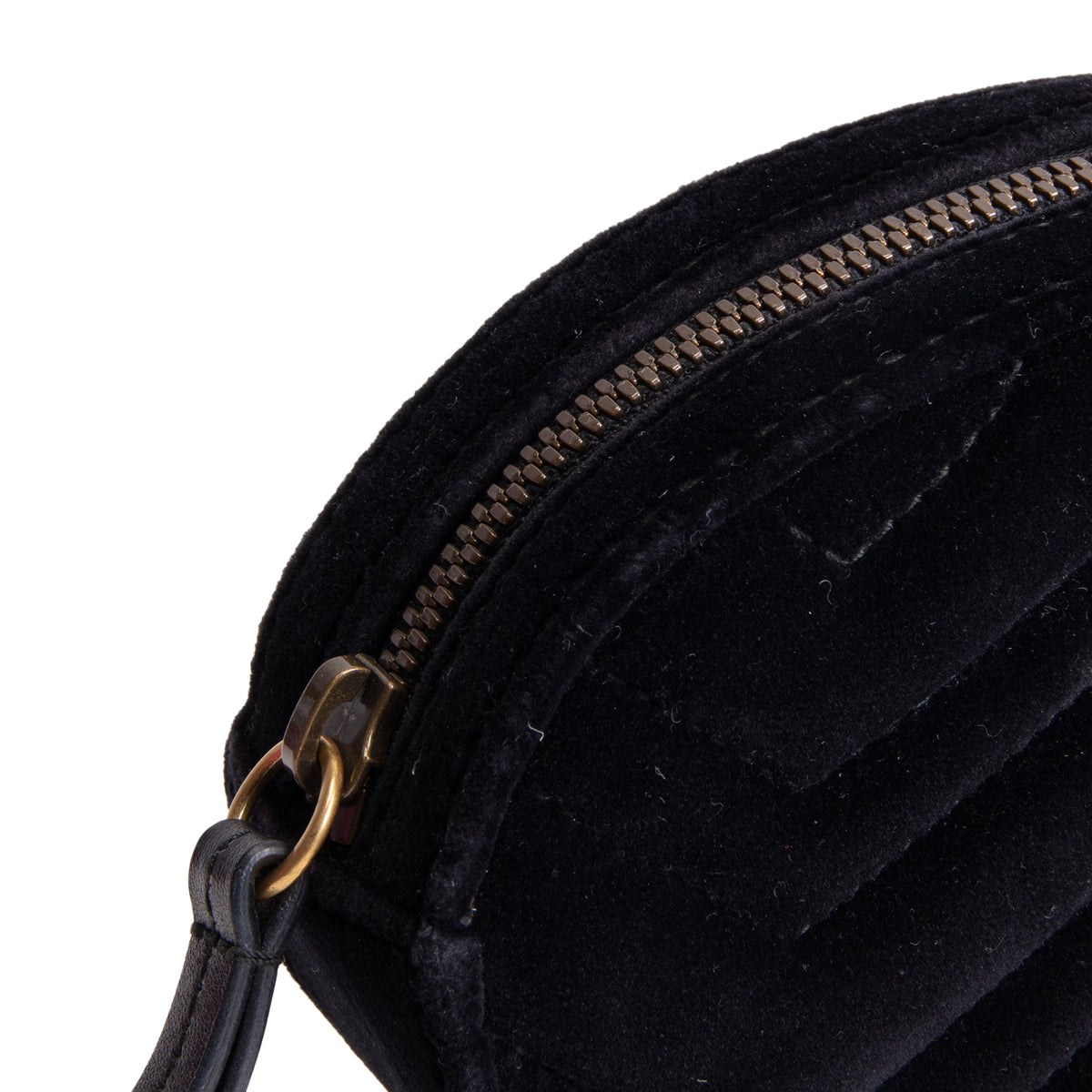 GUCCI GG Marmont Velvet Belt Bag