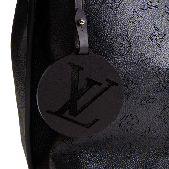 LOUIS VUITTON Carmel Mahina Hobo - Black