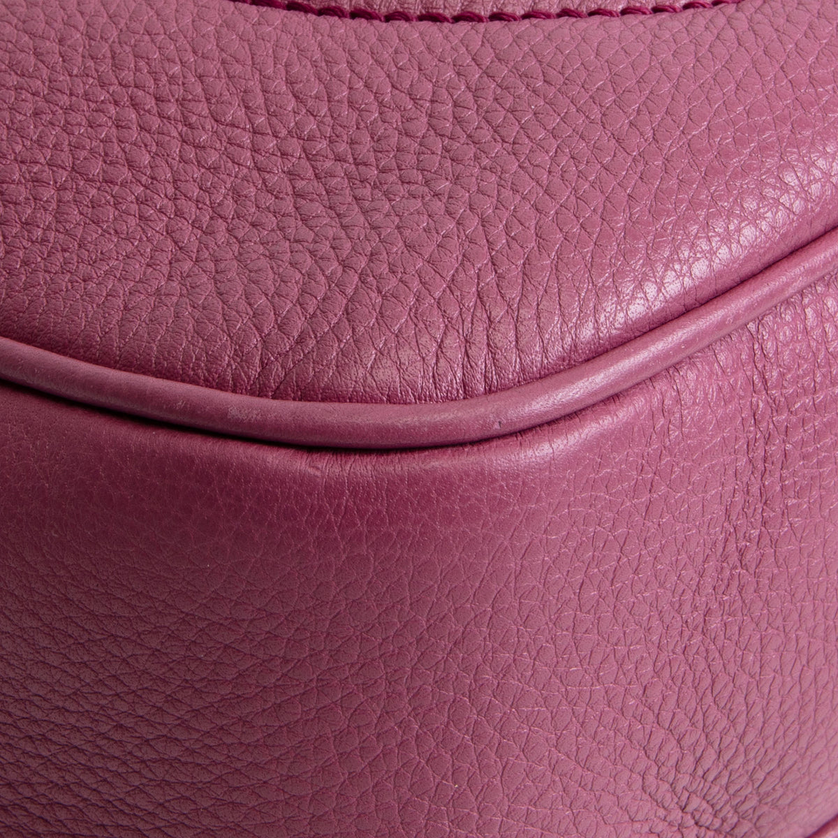 GUCCI Soho Disco Crossbody - Bright Bougainvillea