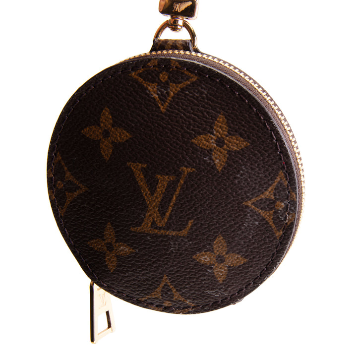 LOUIS VUITTON Giant Monogram OnTheGo PM