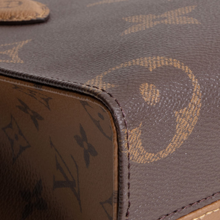 LOUIS VUITTON Giant Monogram OnTheGo PM