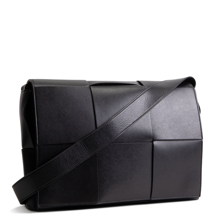 BOTTEGA VENETA Giant Intrecciato Messenger
