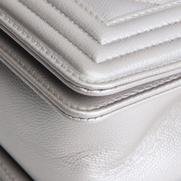 CHANEL Caviar Quilted Chevron Medium Boy Bag - Metallic Silver