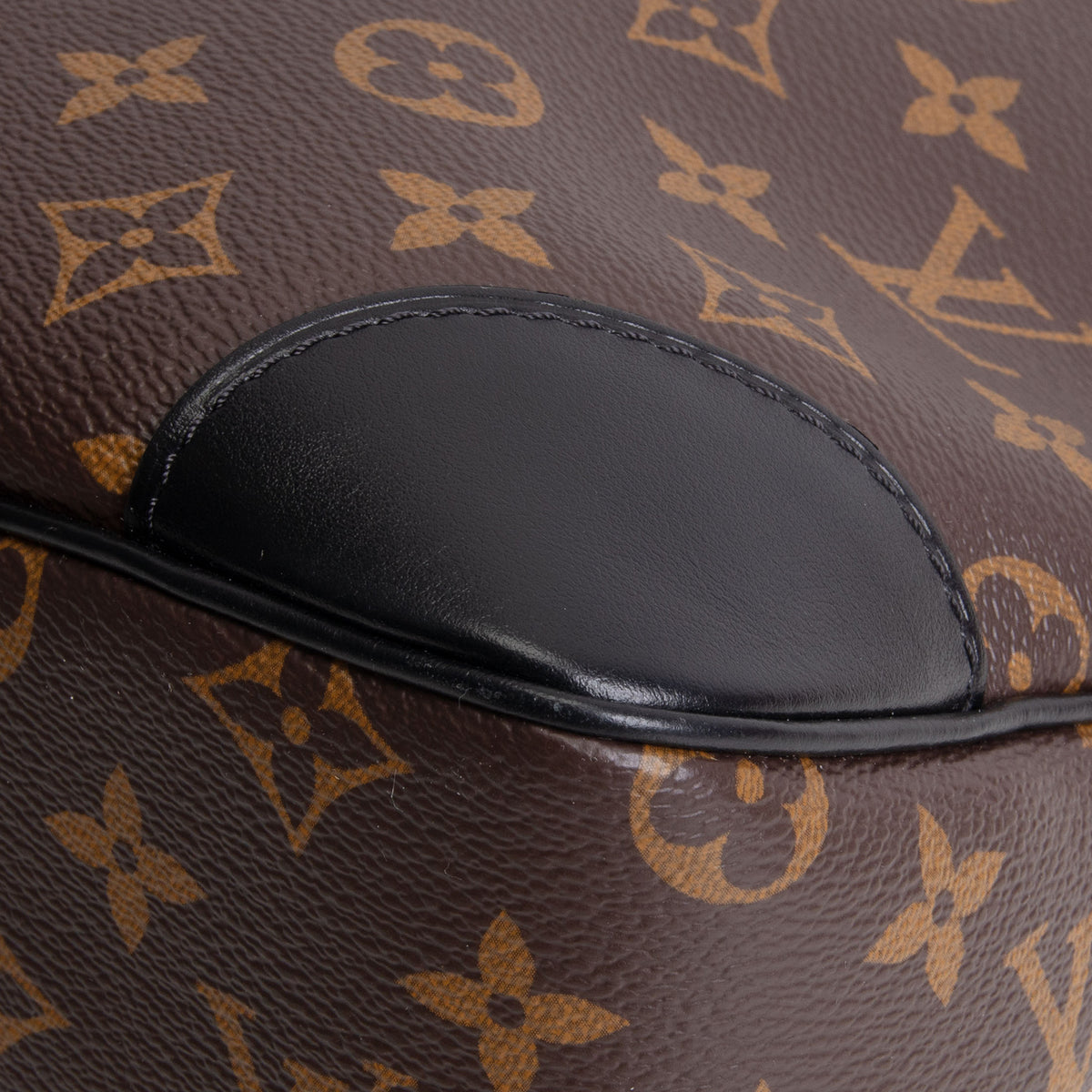 LOUIS VUITTON Monogram Macassar Odeon Messenger MM