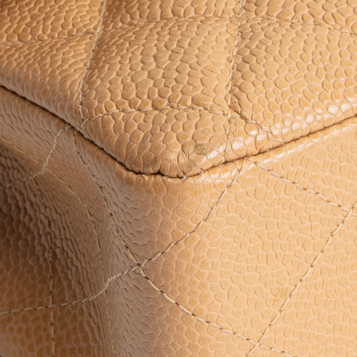 CHANEL Vintage Caviar Quilted Medium Double Flap