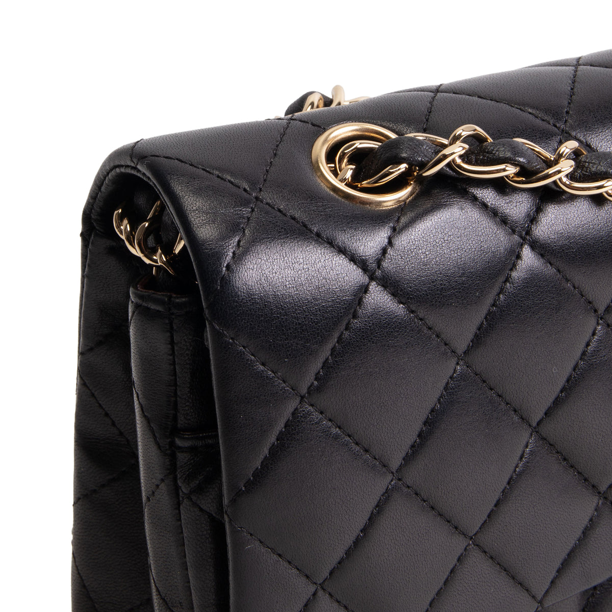 CHANEL Classic Medium Double Flap Bag