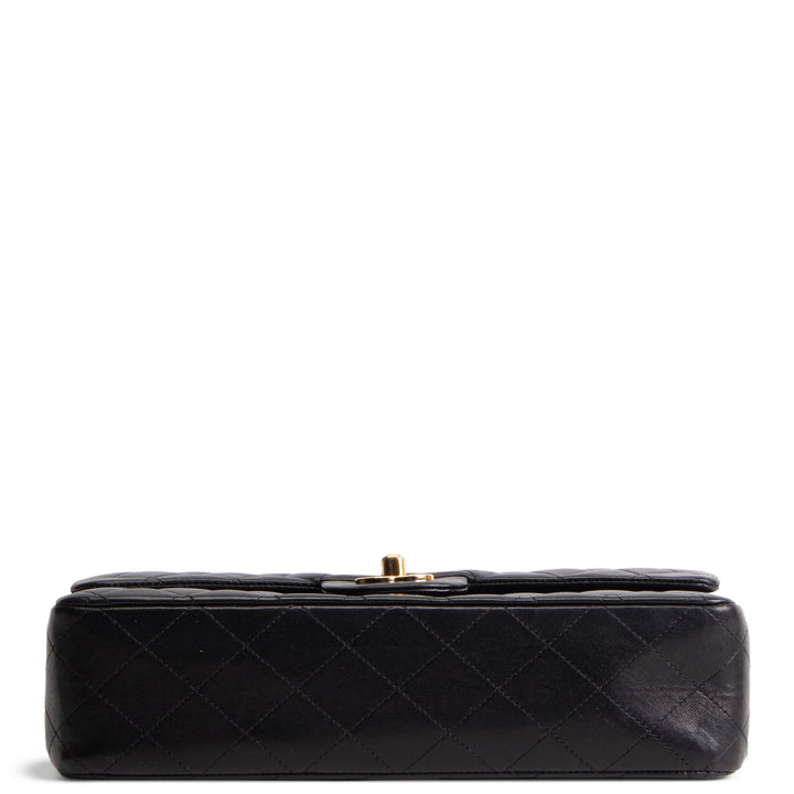 CHANEL Classic Medium Double Flap Bag