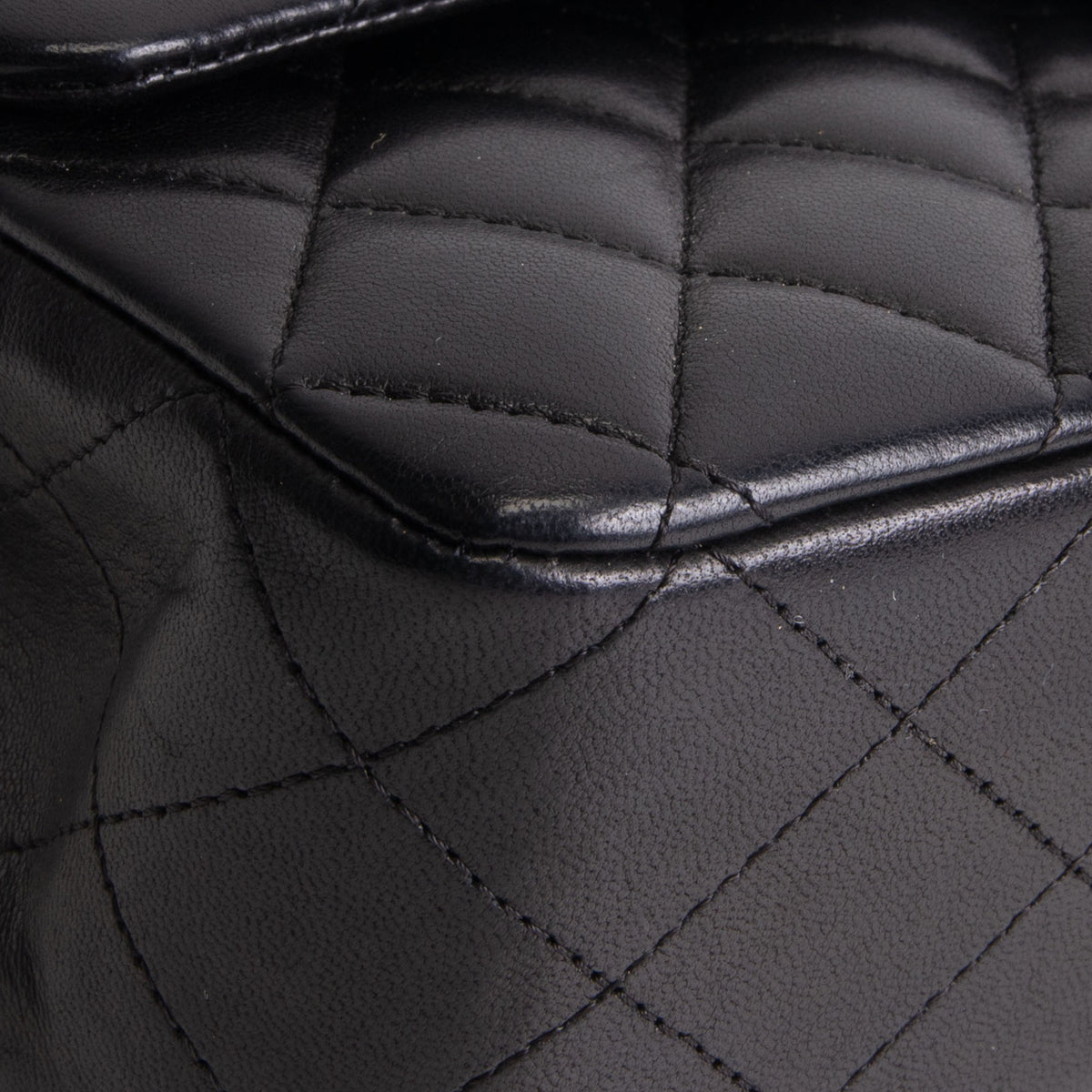 CHANEL Classic Medium Double Flap Bag
