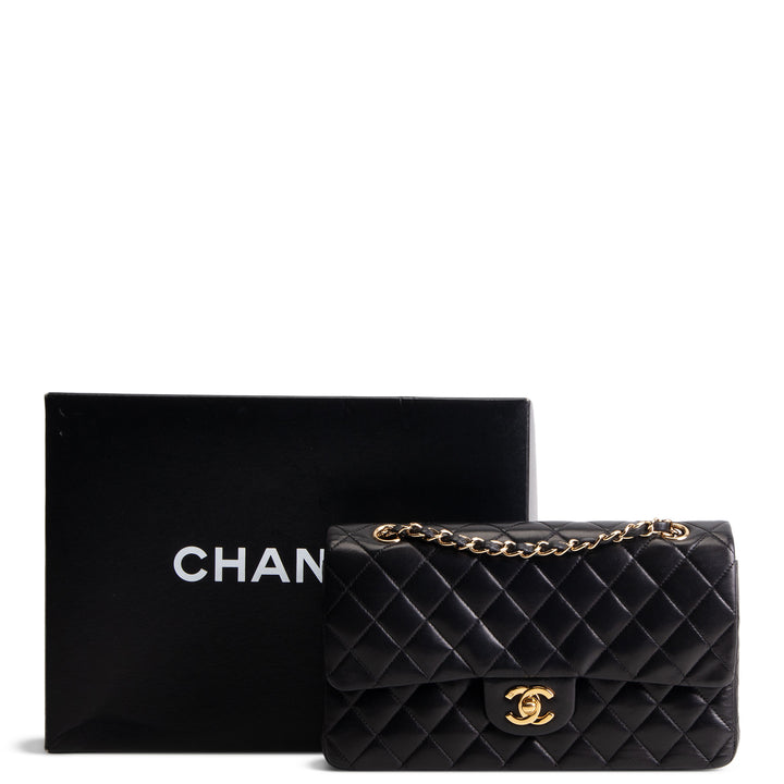 CHANEL Classic Medium Double Flap Bag