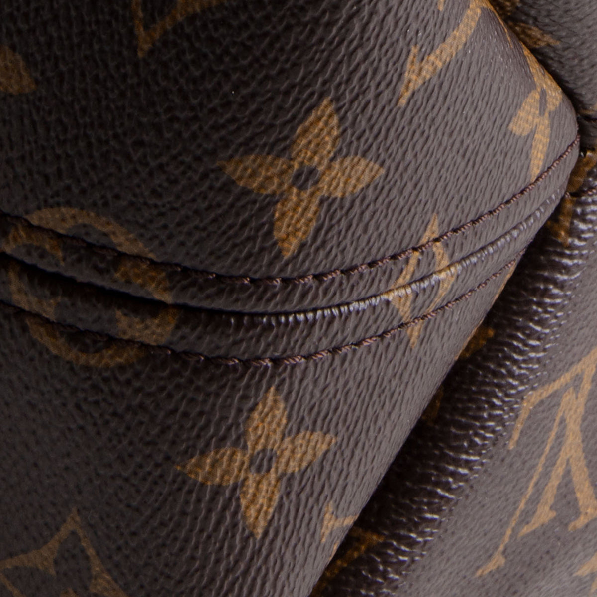 LOUIS VUITTON Monogram Sully MM