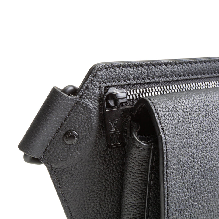 Louis Vuitton Aerogram Slingbag