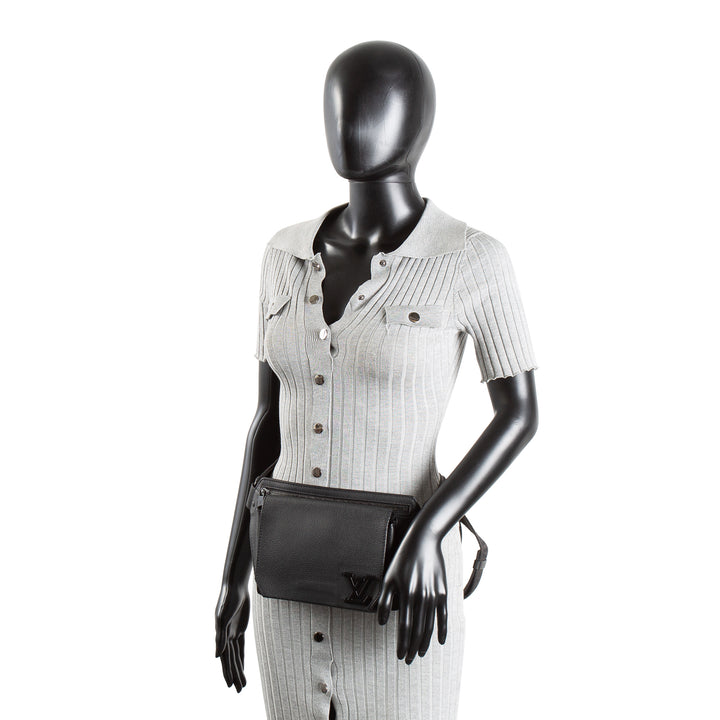 Louis Vuitton Aerogram Slingbag