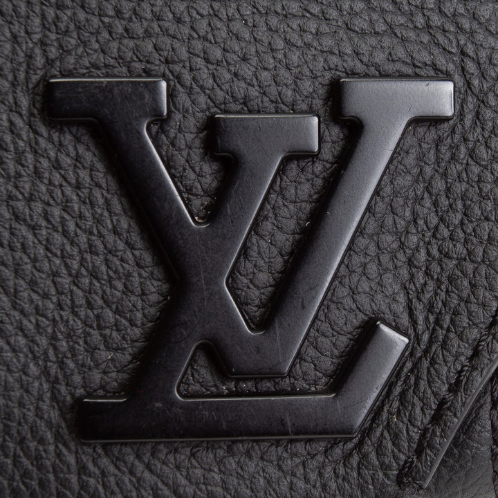 Louis Vuitton Aerogram Slingbag