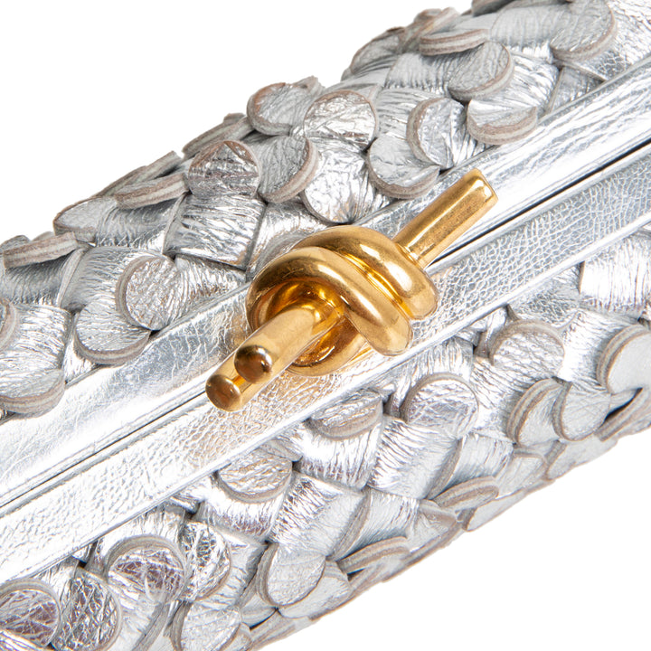 BOTTEGA VENETA Intrecciato Confetti Knot Clutch - Metallic Silver