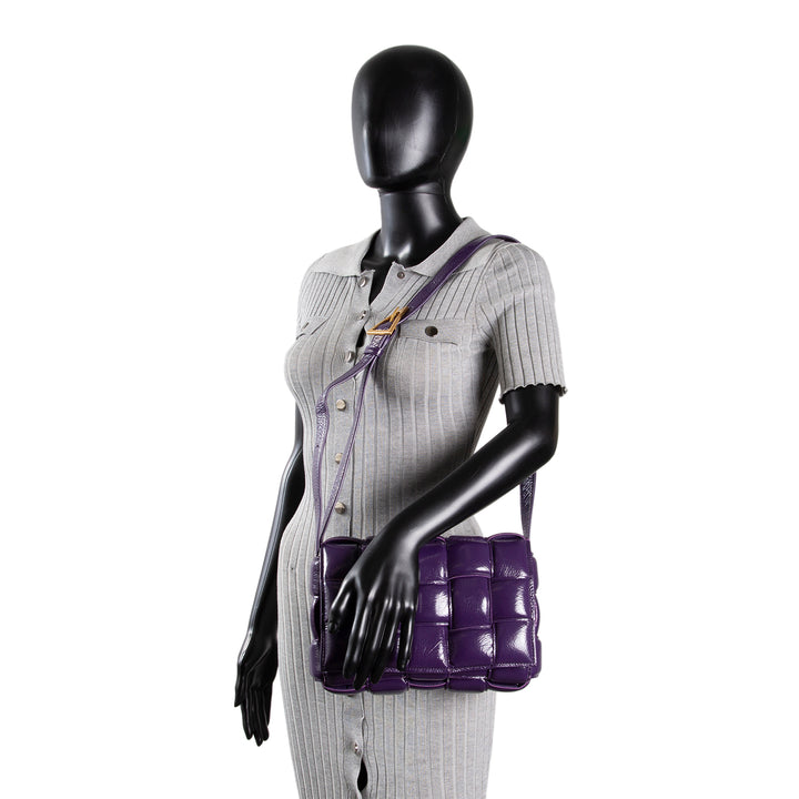BOTTEGA VENETA Maxi Intrecciato Padded Cassette Shoulder Bag - Purple