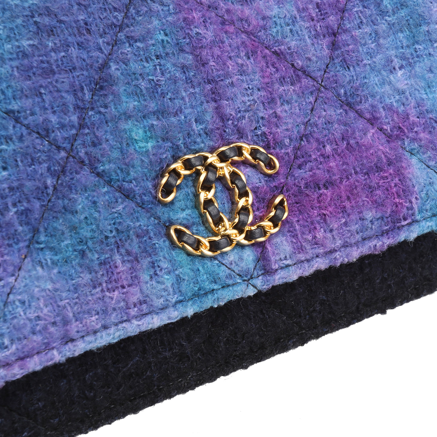 CHANEL 19 Tweed Wallet On Chain - Ombre Purple & Blue