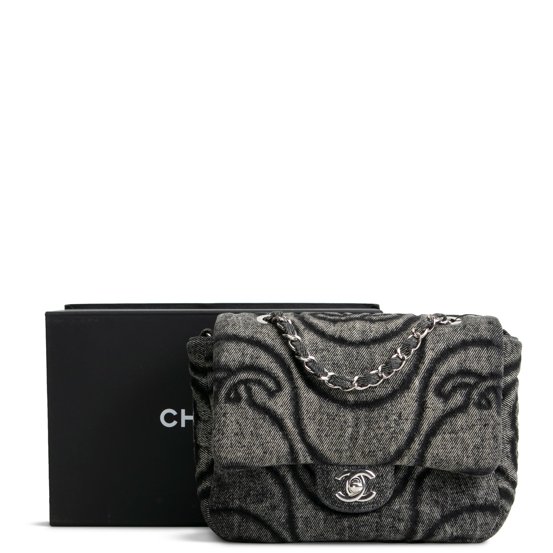 CHANEL バッグ Authentic CHANEL Off White Canvas Surf Line Tote Bag Purse